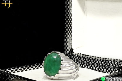 Emerald - Handmade Silver Ring