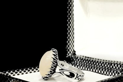 Oyster - Irani Silver Ring